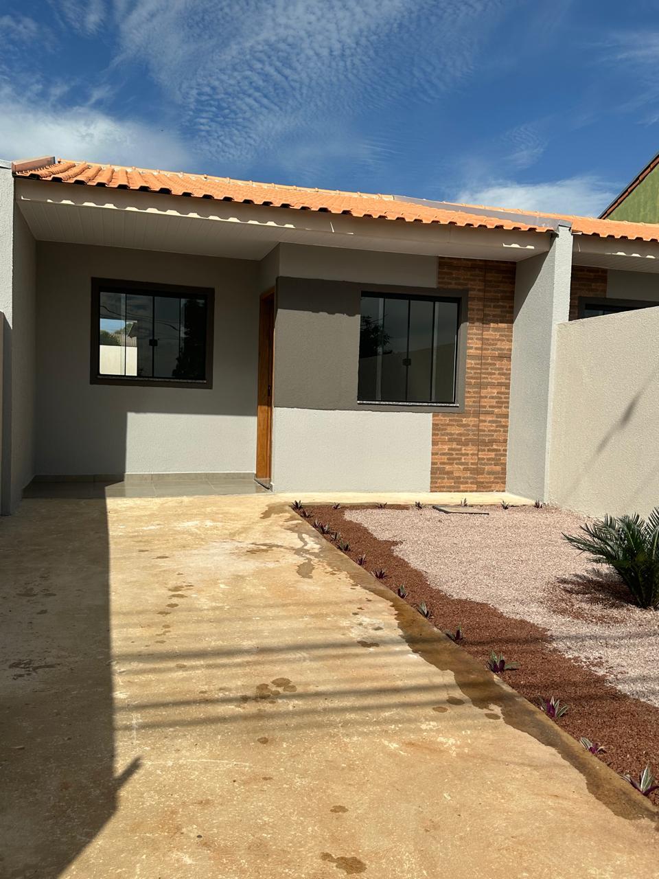 Casal recebendo chaves – Octa Construtora Ponta Grossa